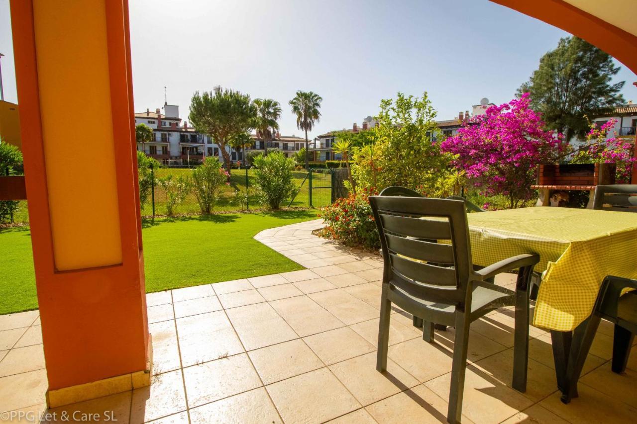 Modern Garden Apartment Ayamonte Exteriér fotografie